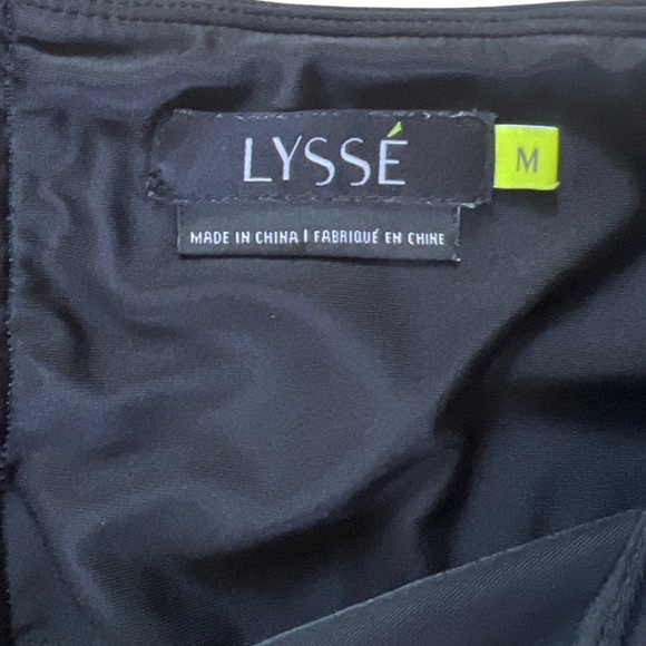Lysse Black Leggings with Faux Leather Stripe down Sides. Size Medium. - Picture 3 of 4